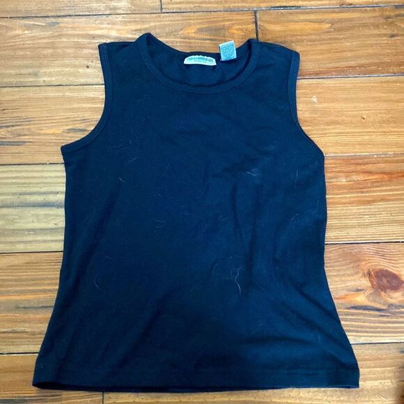 5/$10 item black tank - Picture 1 of 1